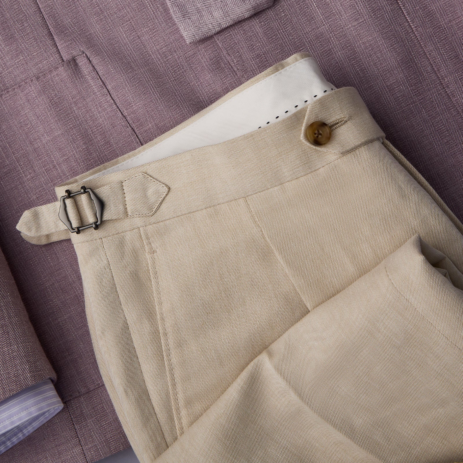 <p>Trousers </p>