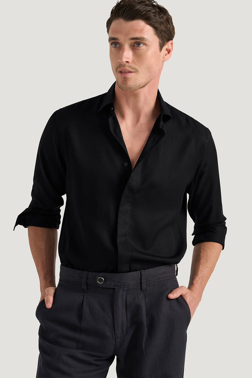 COTTON×LYOCELL SOLID BLACK SHIRT Lyocell Solid Casual Shirt - Black – Paul Fredrick